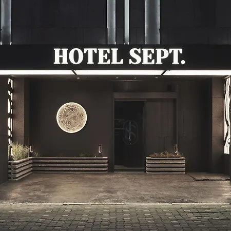 Guwol Hotel Jongno Ikseon