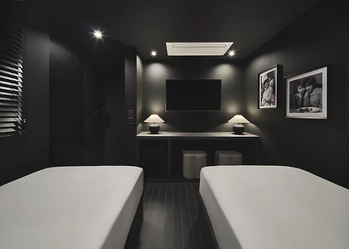 Guwol Jongno Ikseon Hotel 3*